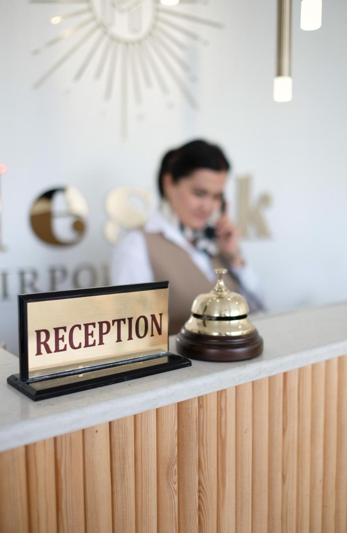 Meshk Airport Hotel Arnavutkoy Bagian luar foto